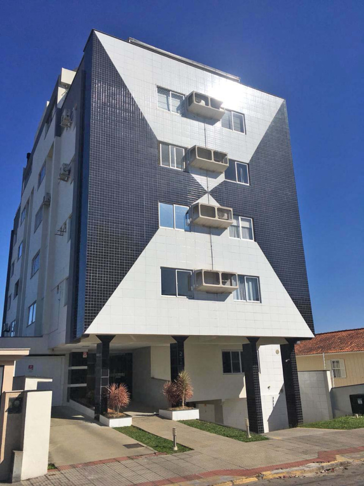 APARTAMENTO NO MICHEL EM CRICIÚMA